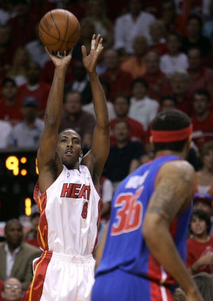 保证球队的 保证球队的