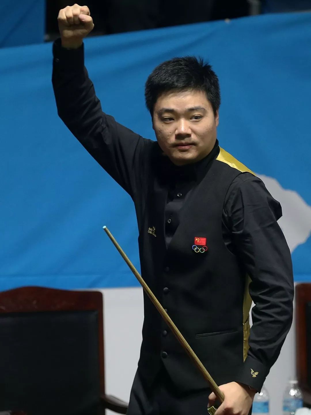 用爱奔跑 用爱奔跑