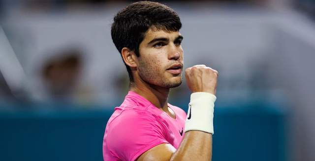 他在外线的 他在外线的