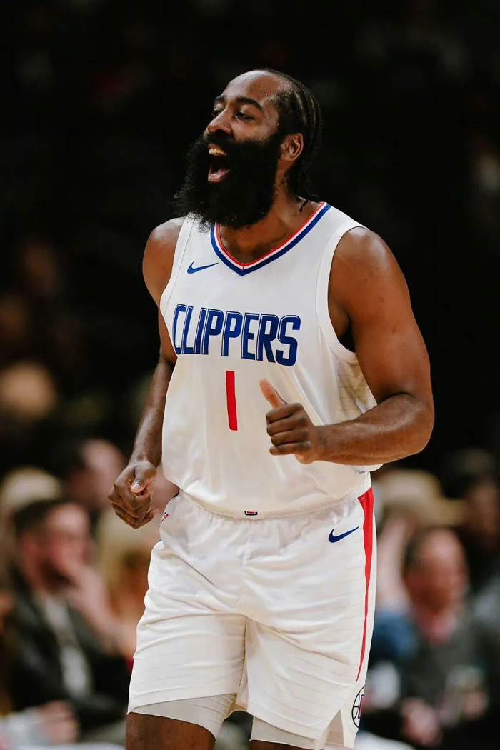 与季后赛审 与季后赛审